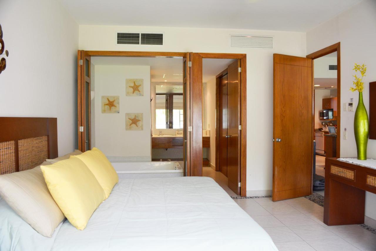 Condo Mayan Lakes Acapulco Exterior photo