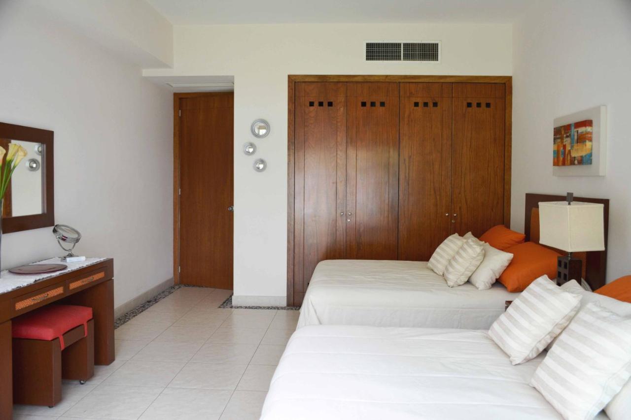 Condo Mayan Lakes Acapulco Exterior photo